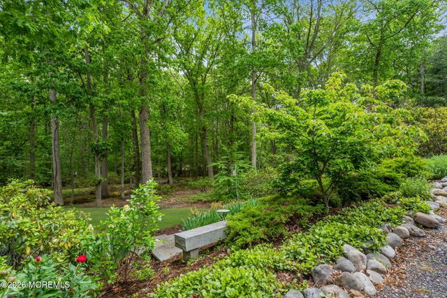 8 Rues Road, Cream Ridge, NJ 08514