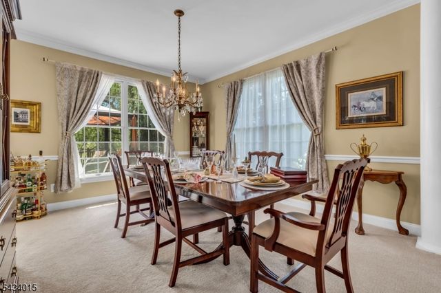 6 Champions Cir, Branchburg Twp., NJ 08876