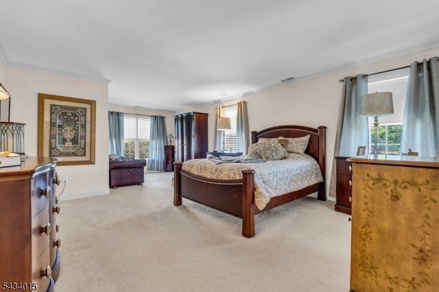 6 Champions Cir, Branchburg Twp., NJ 08876