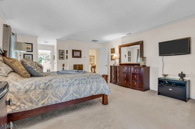 6 Champions Cir, Branchburg Twp., NJ 08876