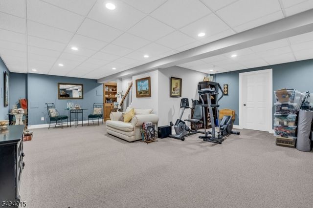 6 Champions Cir, Branchburg Twp., NJ 08876