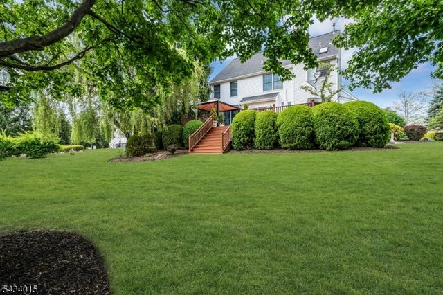 6 Champions Cir, Branchburg Twp., NJ 08876