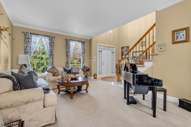 6 Champions Cir, Branchburg Twp., NJ 08876