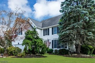 6 Champions Cir, Branchburg Twp., NJ 08876