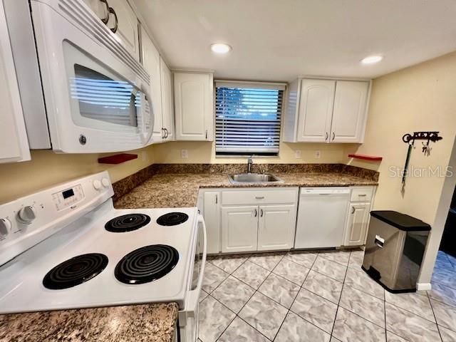 11536 BAYWOOD MEADOWS DRIVE 3, New Port Richey, FL 34654