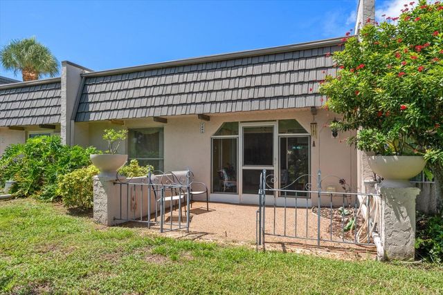 1005 CORDOVA GREEN, Seminole, FL 33777