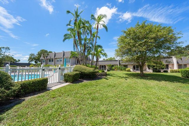 1005 CORDOVA GREEN, Seminole, FL 33777