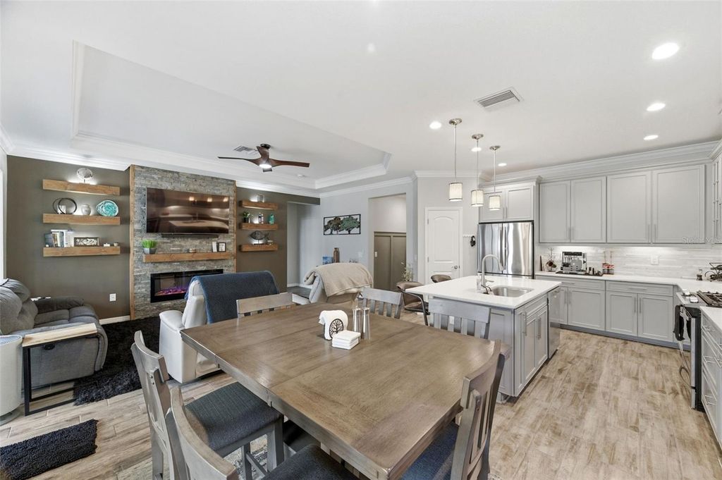 Image 16 of property listing at 12383 FITZROY STREET, Odessa, FL 33556