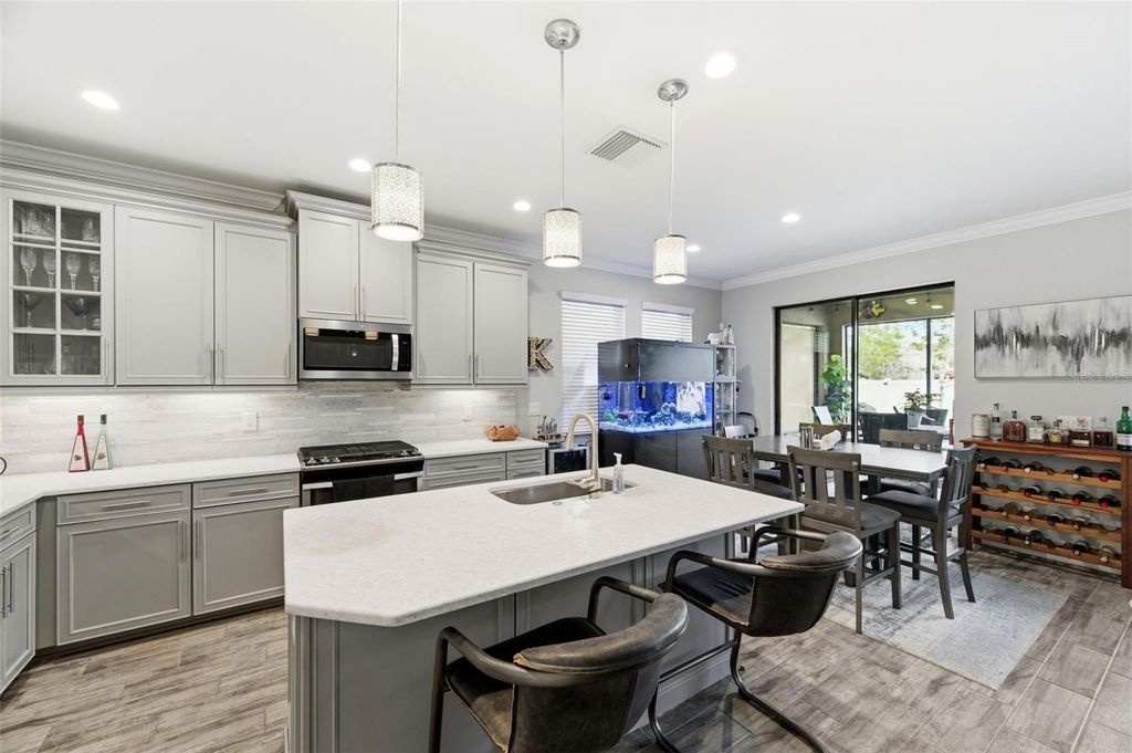 Image 9 of property listing at 12383 FITZROY STREET, Odessa, FL 33556