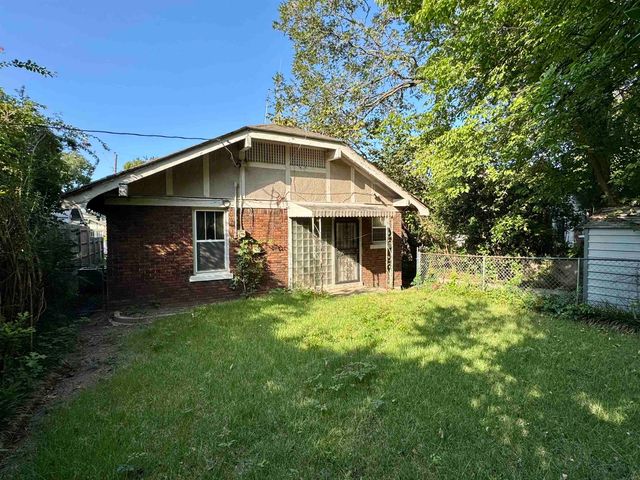 2405 PARKWAY PL, Memphis, TN 38112