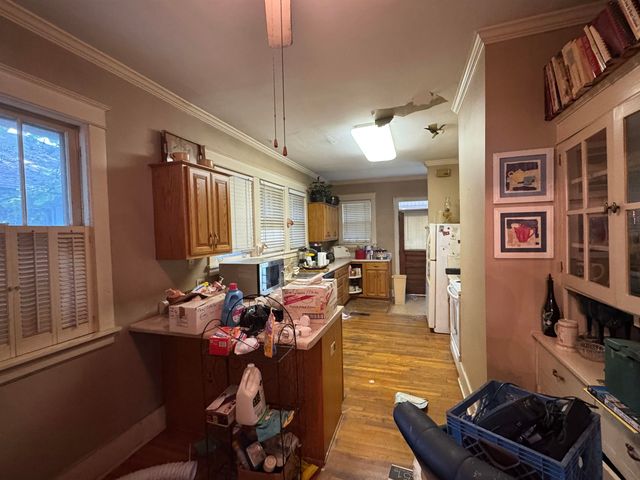 2405 PARKWAY PL, Memphis, TN 38112