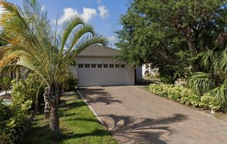 2338 TAMI SOLA STREET, Sarasota, FL 34237