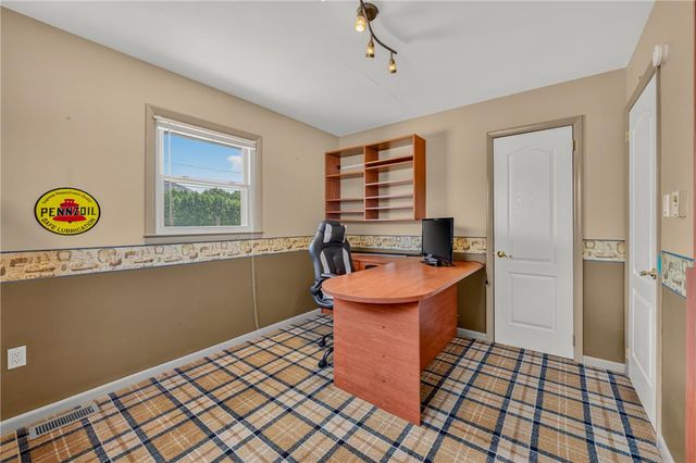 2634 Covington Avenue, Bethlehem City, PA 18017
