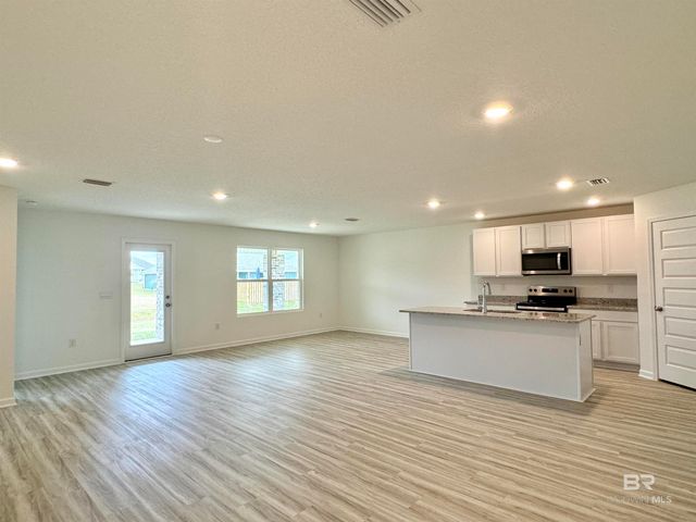 1069 Hayward Loop, Foley, AL 36535