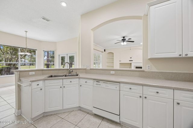 533 GOLDEN LINKS Drive, Orange Park, FL 32073