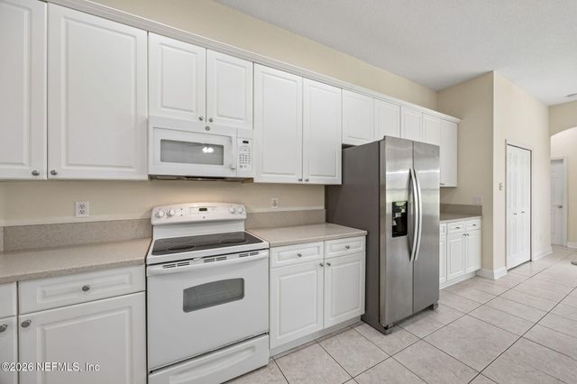 533 GOLDEN LINKS Drive, Orange Park, FL 32073