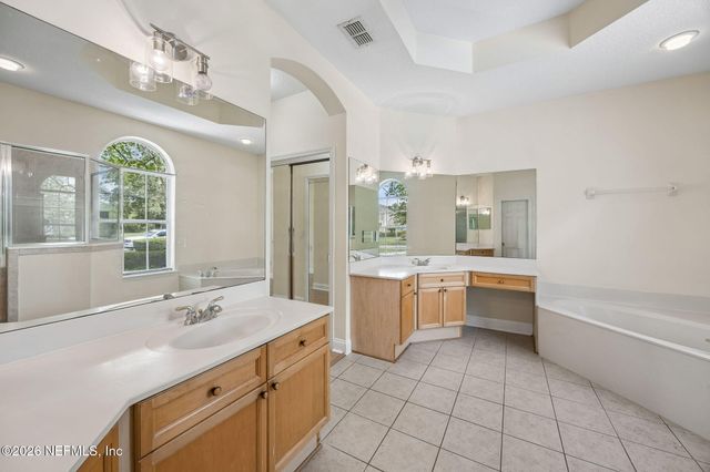 533 GOLDEN LINKS Drive, Orange Park, FL 32073