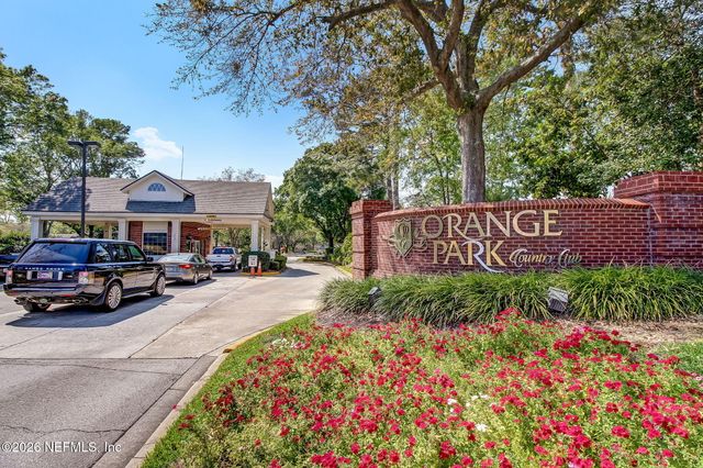533 GOLDEN LINKS Drive, Orange Park, FL 32073