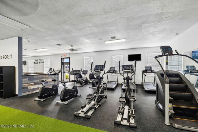 533 GOLDEN LINKS Drive, Orange Park, FL 32073
