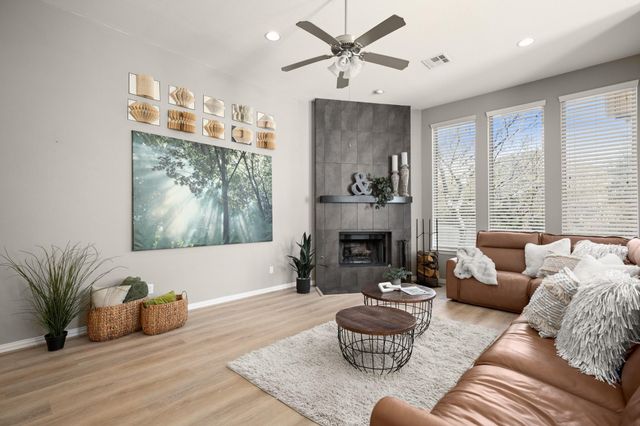 304 Fort Cobb WAY, Georgetown, TX 78628