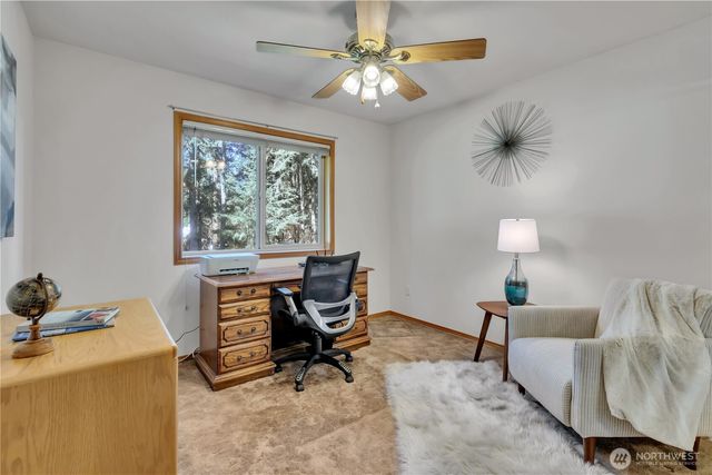 827 Illahee Drive, Fox Island, WA 98333