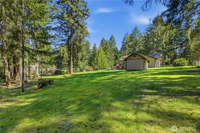 827 Illahee Drive, Fox Island, WA 98333