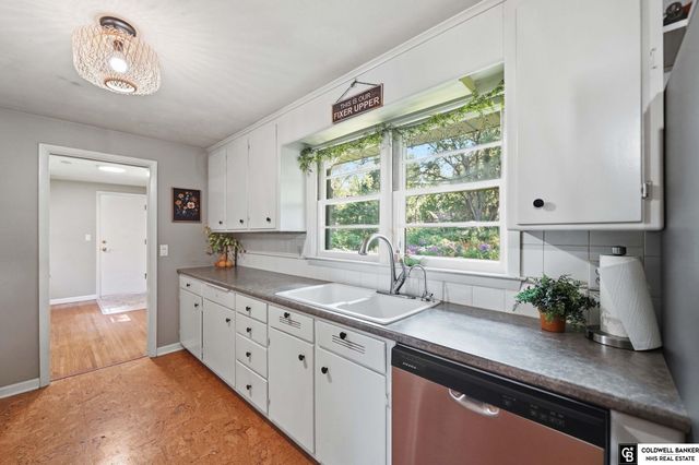 3760 S 40th Street, Lincoln, NE 68506