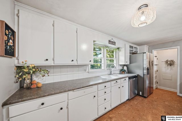 3760 S 40th Street, Lincoln, NE 68506