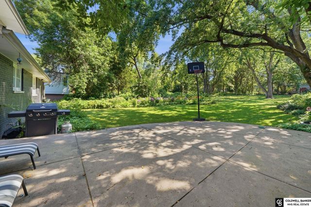 3760 S 40th Street, Lincoln, NE 68506