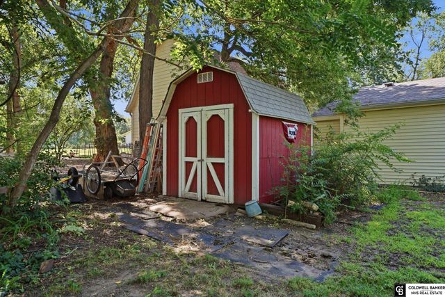 3760 S 40th Street, Lincoln, NE 68506