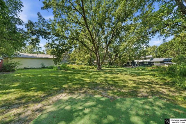 3760 S 40th Street, Lincoln, NE 68506