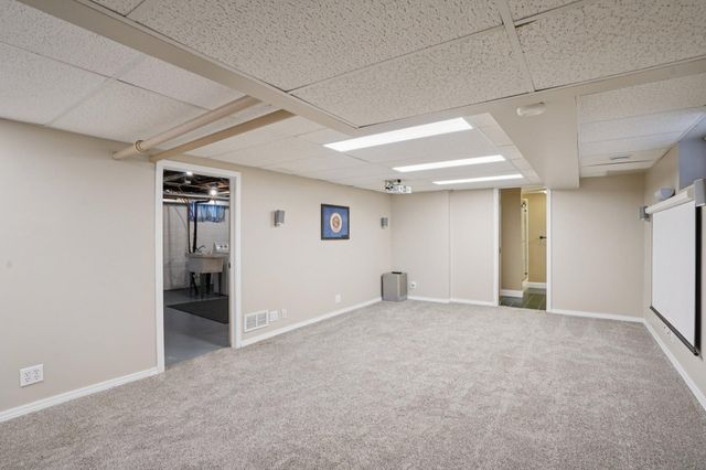 314 Saratoga Street S, Saint Paul, MN 55105