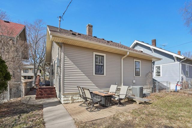 314 Saratoga Street S, Saint Paul, MN 55105