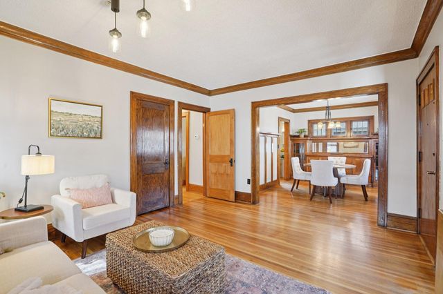 314 Saratoga Street S, Saint Paul, MN 55105