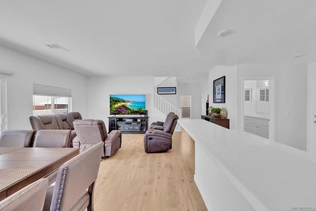 748 Lincoln Pl, El Cajon, CA 92020