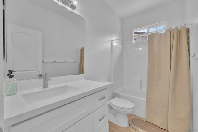 748 Lincoln Pl, El Cajon, CA 92020