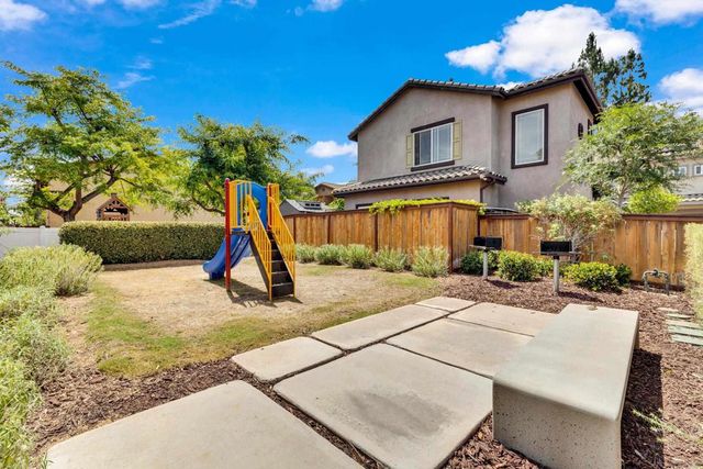748 Lincoln Pl, El Cajon, CA 92020
