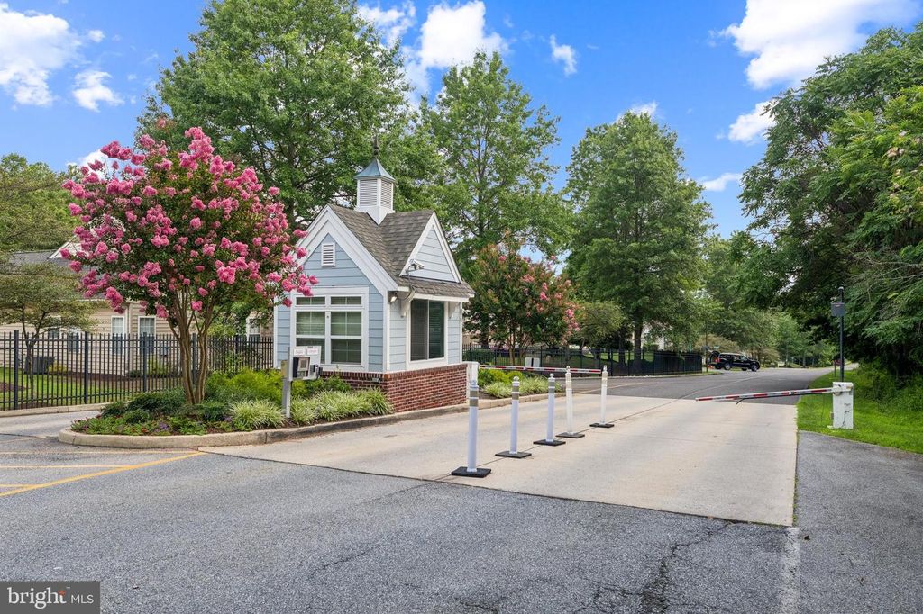 10112 COLLINGTON CAMPUS WAY #7, Bowie, MD 20721