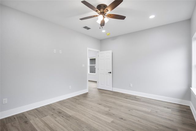 928 Duckenfield, Tyler, TX 75701