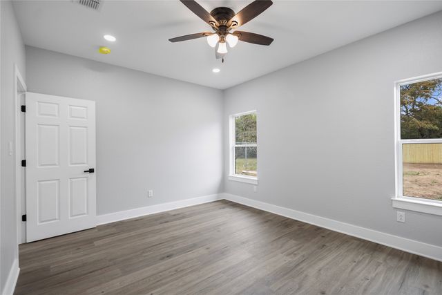 928 Duckenfield, Tyler, TX 75701