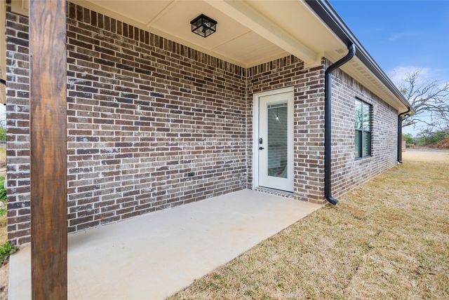 928 Duckenfield, Tyler, TX 75701