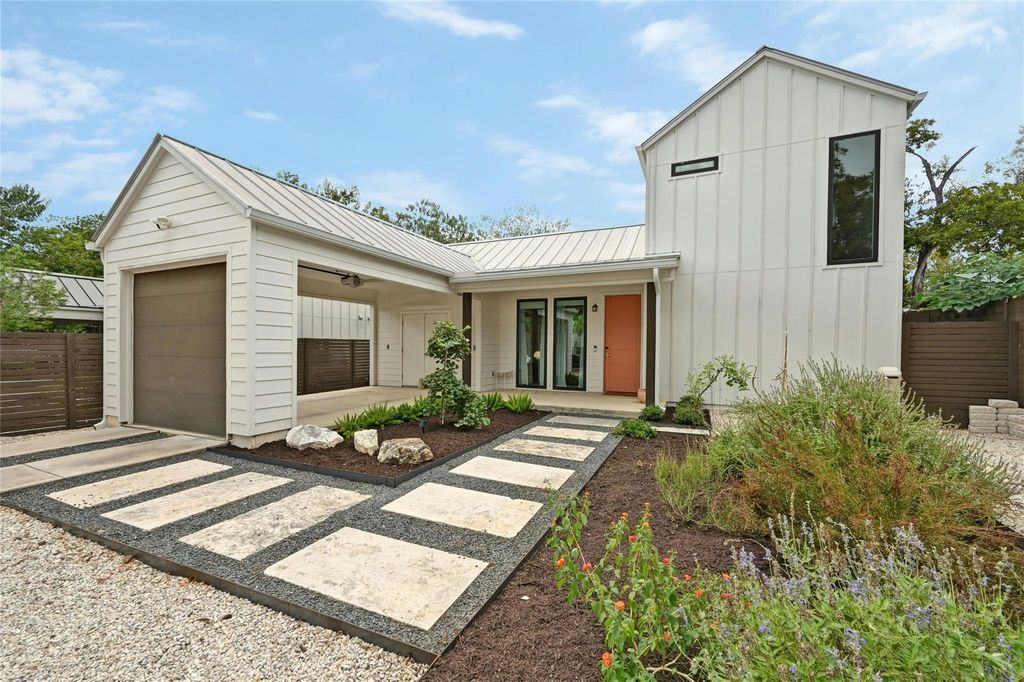 4416 Gillis ST B, Austin, TX 78745