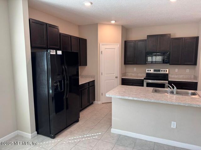 5345 KELLAR Circle, Jacksonville, FL 32218