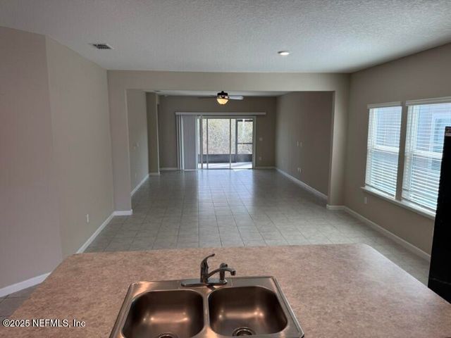 5345 KELLAR Circle, Jacksonville, FL 32218