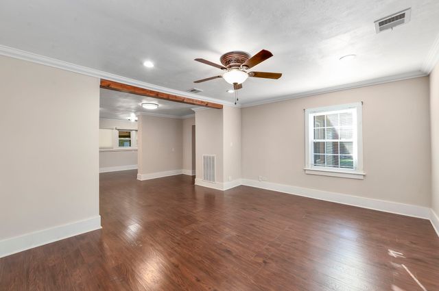 766 Northwood Dr, Huntingdon, TN 38344