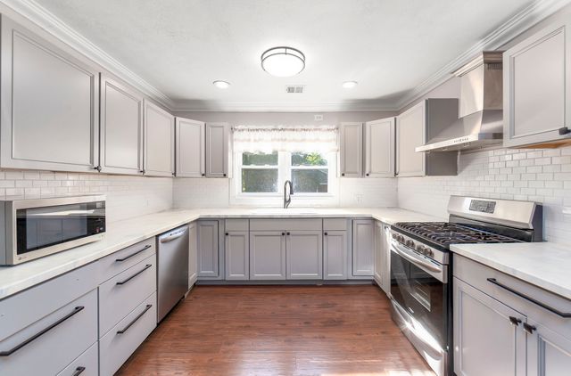 766 Northwood Dr, Huntingdon, TN 38344