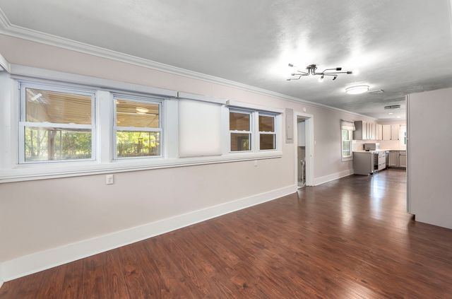 766 Northwood Dr, Huntingdon, TN 38344