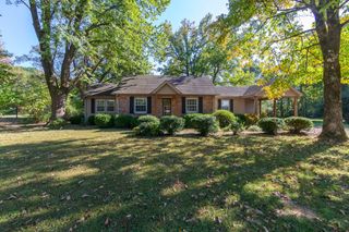 766 Northwood Dr, Huntingdon, TN 38344