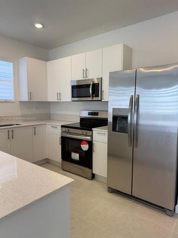 16124 SW 148th Pl 16124, Miami, FL 33187
