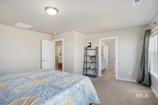 3729 S Maple Ridge Ave, Nampa, ID 83686